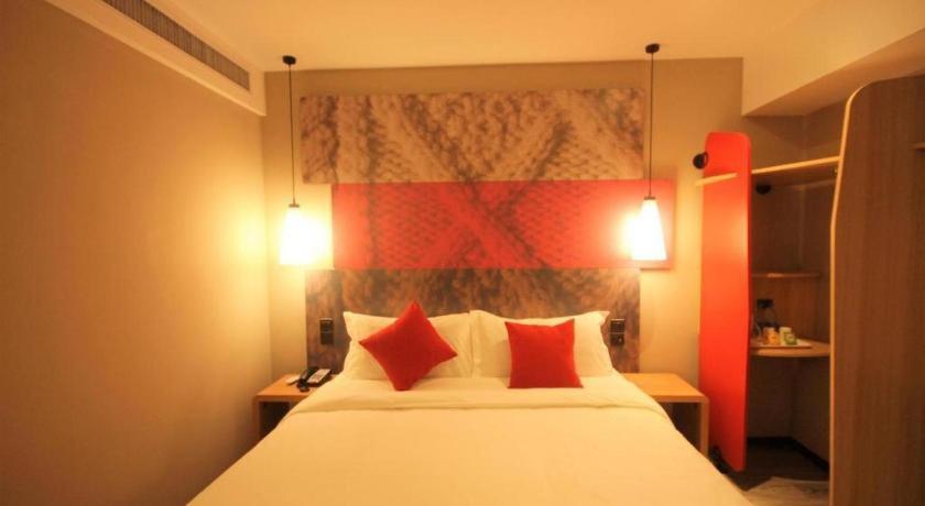 Ibis Shenyang North Station Hotel Exterior foto