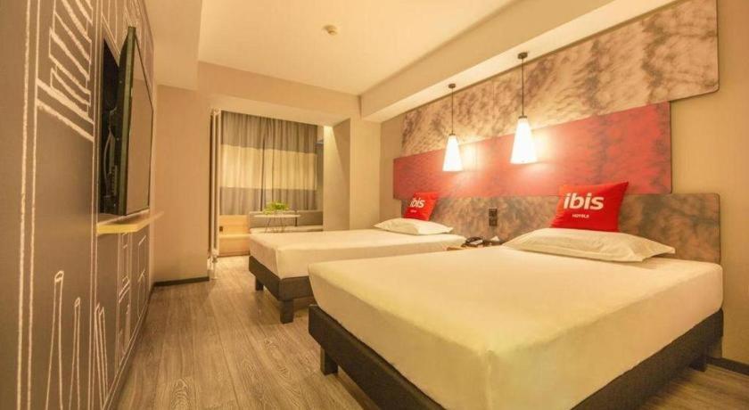 Ibis Shenyang North Station Hotel Exterior foto